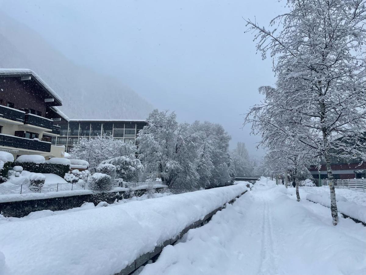 Apartament Z Widokiem Na Mt Blanc Apartment Chamonix ภายนอก รูปภาพ